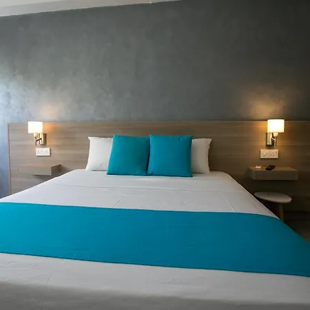 Flora Maria Hotel Aparthotel