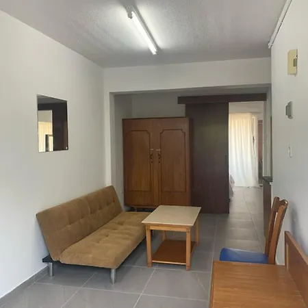Lägenhetshotell Flora Maria Ayia Napa