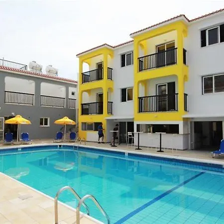 Aparthotel Flora Maria Hotel