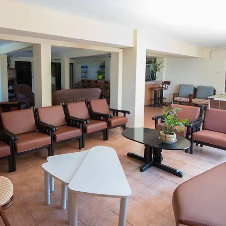 Flora Maria Hotel 3*