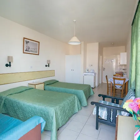 Flora Maria 3* Ayia Napa