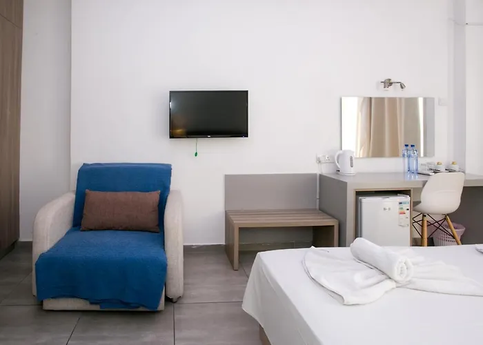 Flora Maria Aparthotel Ayia Napa