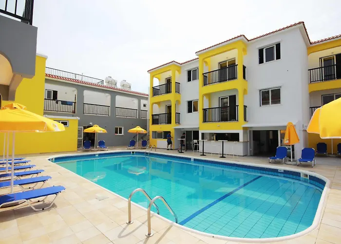 Flora Maria Hotel apartamentowy