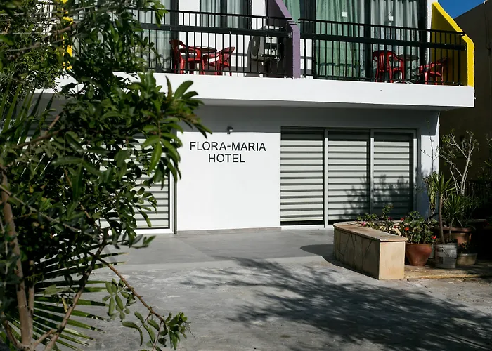 Flora Maria Aparthotel
