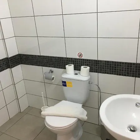 Flora Maria Hotel 3*
