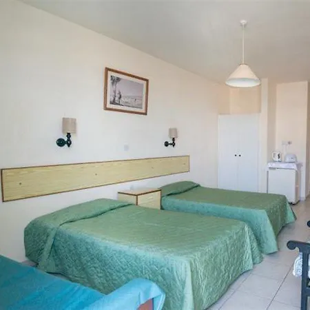 Aparthotel Flora Maria Hotel 3*