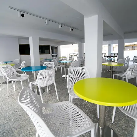 Flora Maria Hotel