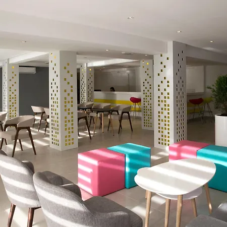 Flora Maria Hotel 3*