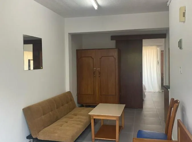 Lägenhetshotell Flora Maria Ayia Napa